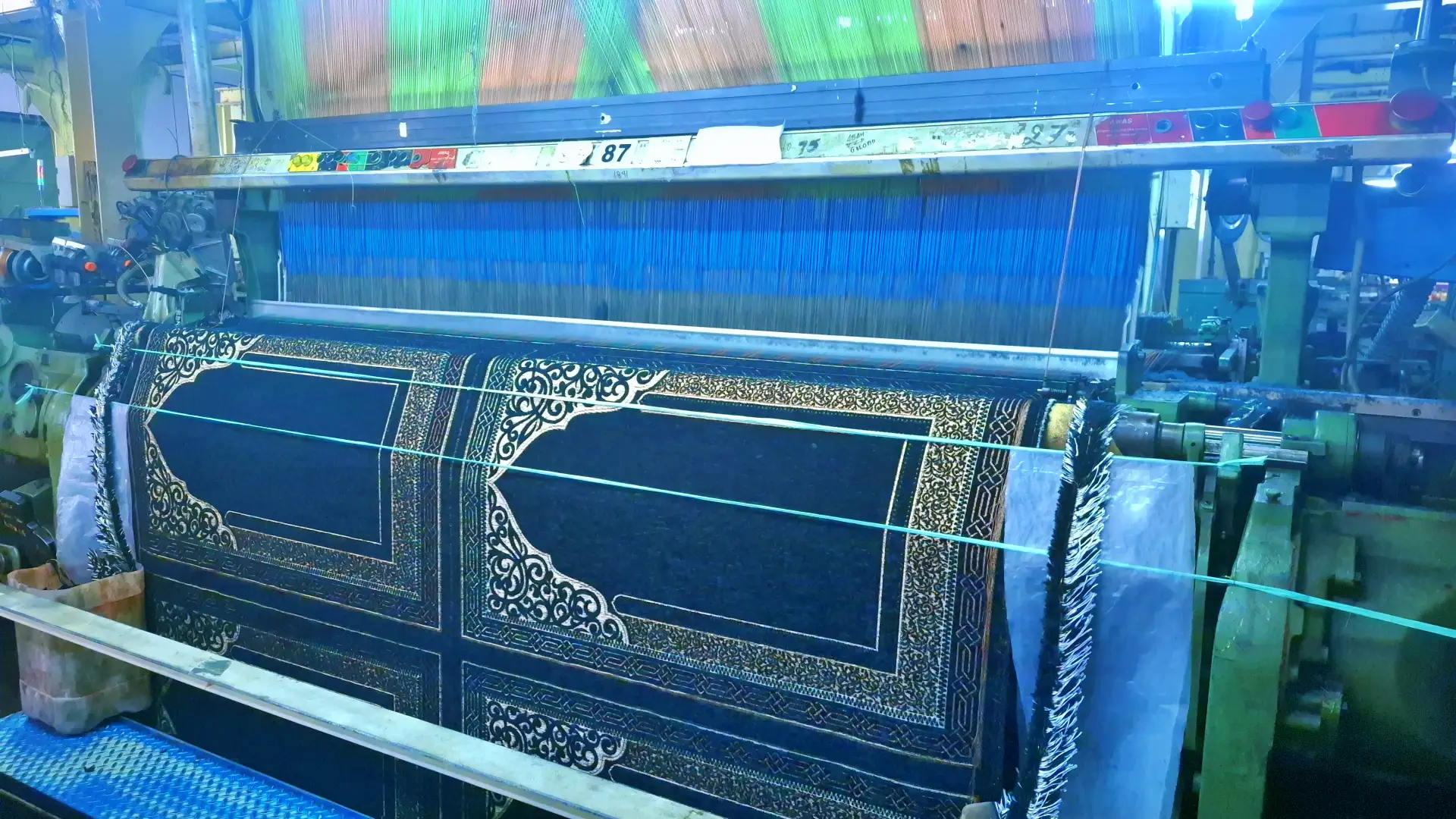 Premium Chenille Fabric Supplier for Prayer Rugs